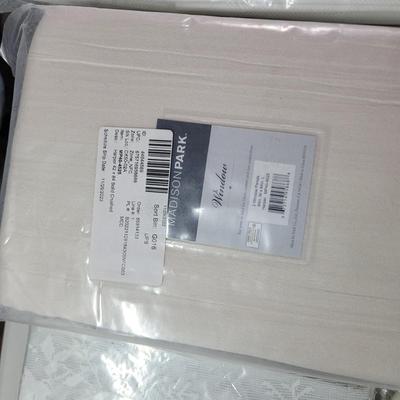 Sale Photo Thumbnail #480: As pictured, see pics for sizes, all unused.except for stepstool