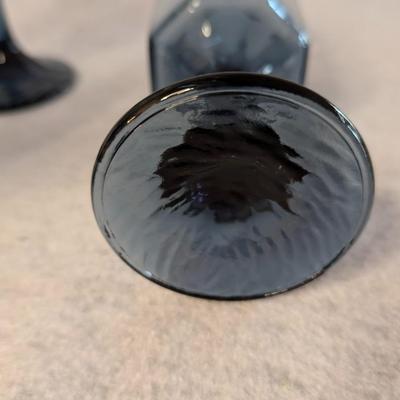 Sale Photo Thumbnail #23: Vintage 1980s 8 pc Libbey "Facets" Octagon Shaped Glasses
4 Glasses- 6"
4 Glasses- 7"