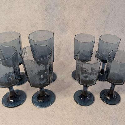 Sale Photo Thumbnail #22: Vintage 1980s 8 pc Libbey "Facets" Octagon Shaped Glasses
4 Glasses- 6"
4 Glasses- 7"