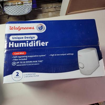 Sale Photo Thumbnail #487: Unopened