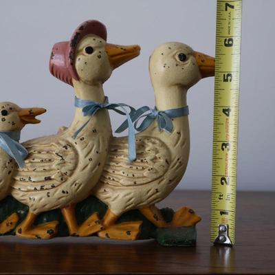 Cast iron Family of ducks