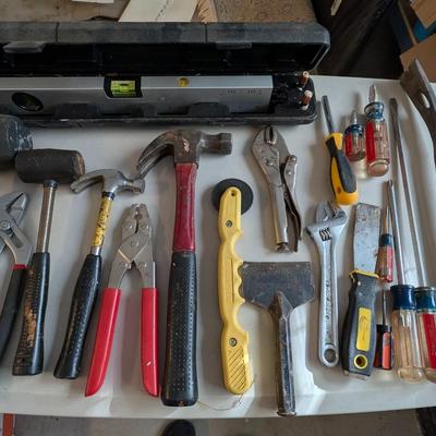 Sale Photo Thumbnail #519: Misc. 22 pc tool lot
