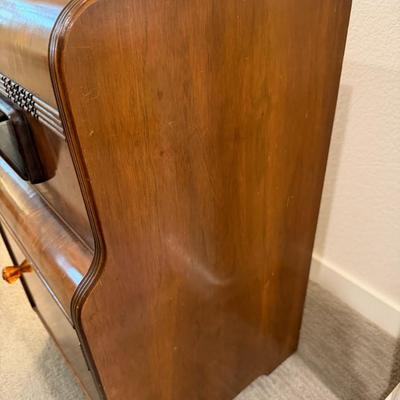 Vintage Waterfall side table/nightstand w/ built in ashtray!