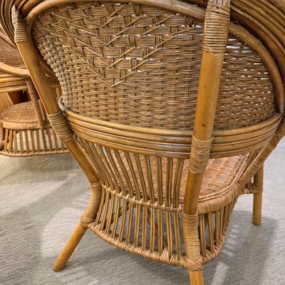 Set of 2 Rattan chairs