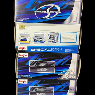 Maisto Special Edition 1:24 Scale Diecast Car Assortment