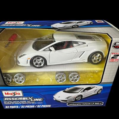 Maisto Assembly Line Die Cast Model Kits