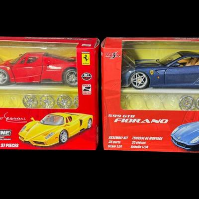 Maisto Assembly Line Die-Cast Metal Model Kit Assortment