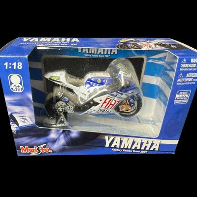Maisto 1:18 Scale Diecast Motorcycle Assortment