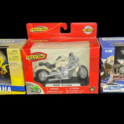Maisto and FastLane 1:18 Scale Diecast Motorcycle Assortment
