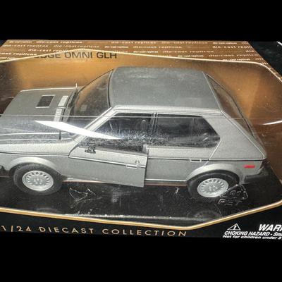 Motor Max 1:24 Scale Diecast Car Assortment