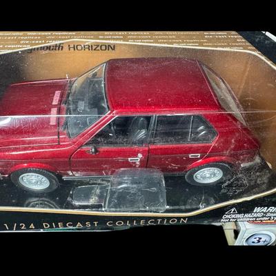 Motor Max 1:24 Scale Diecast Car Assortment