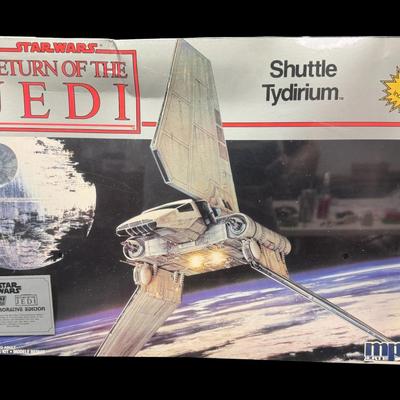MPC Star Wars: Return of the Jedi Shuttle Tydinum Model Kit