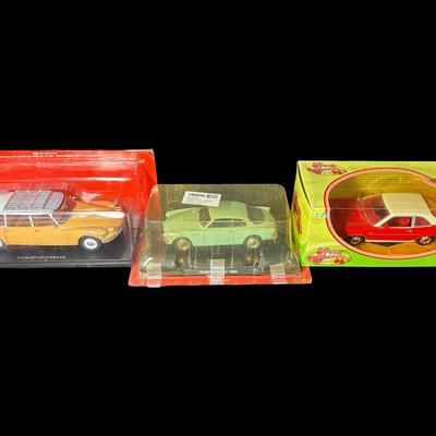 1:18 and 1:24 Scale Diecast Assortment