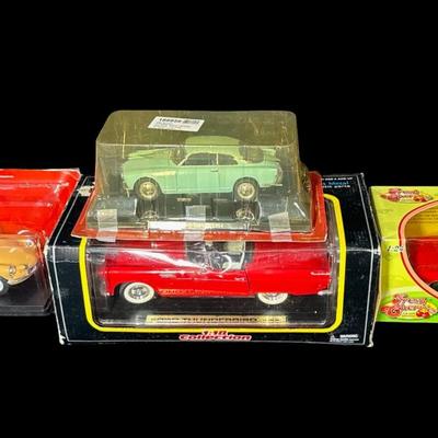 1:18 and 1:24 Scale Diecast Assortment