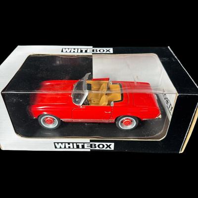 Whitebox 1:24 Scale Diecast Assortment