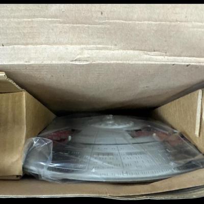 Star Trek Generations: Starship Enterprise NCC-1701-D Toy