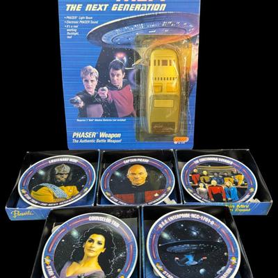 Vintage Star Trek Assortment Including Collector Plates