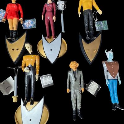 Star Trek: Next Generation Action Figure Assortment with Stands