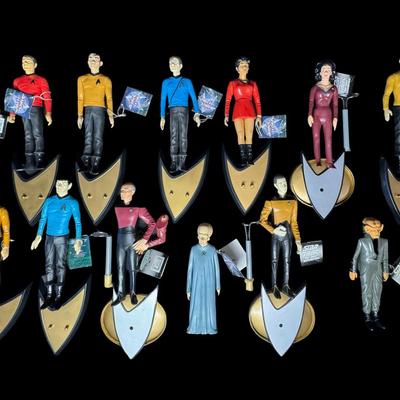 Star Trek: Next Generation Action Figure Assortment with Stands