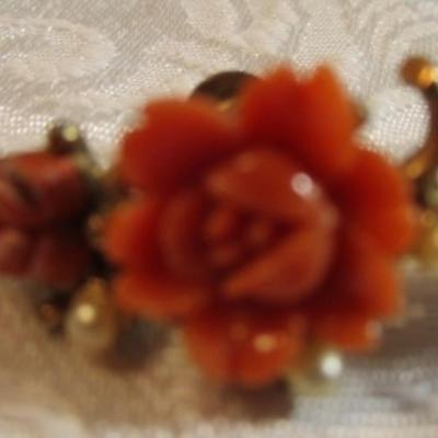 Sale Photo Thumbnail #59: Coral & pearl look, see pictures