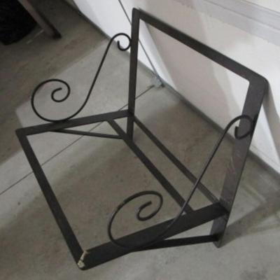 Sale Photo Thumbnail #236: 25-3/4" x 17" x 22" tall, See pictures