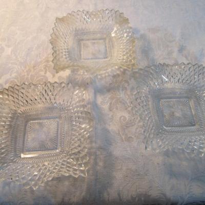 Sale Photo Thumbnail #288: Possibly by Indiana glass, see pictures