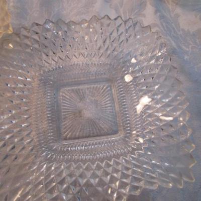 Sale Photo Thumbnail #290: Possibly by Indiana glass, see pictures