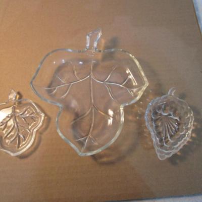 Sale Photo Thumbnail #337: large is 6-1/4" x 6-3/4", small are 3-3/4" x 2-3/4", and 3-1/2"  x 3-1/4" without stems, See pictures