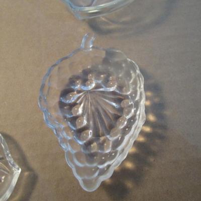 Sale Photo Thumbnail #339: large is 6-1/4" x 6-3/4", small are 3-3/4" x 2-3/4", and 3-1/2"  x 3-1/4" without stems, See pictures