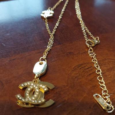 CC 18K GOLD PENDANT DIAMOND ZWAROVSKI NECKLACE