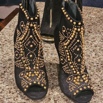 Sale Photo Thumbnail #3