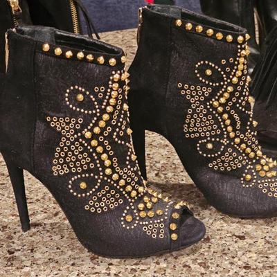 Sale Photo Thumbnail #4