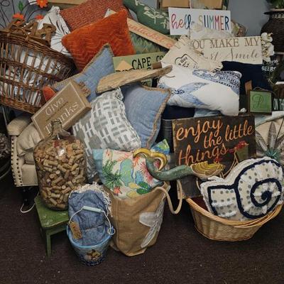 Sale Photo Thumbnail #307