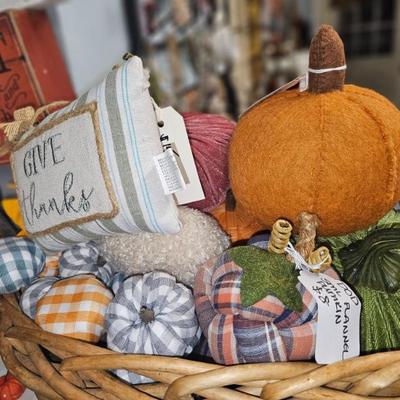 Sale Photo Thumbnail #626