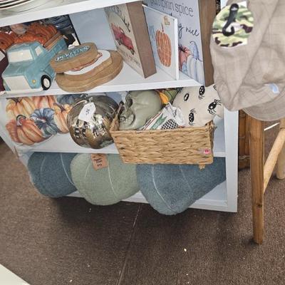 Sale Photo Thumbnail #635