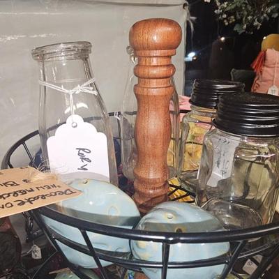 Sale Photo Thumbnail #765