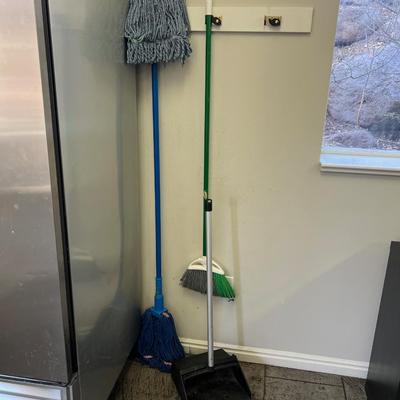 Sale Photo Thumbnail #340