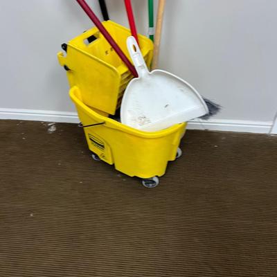 Sale Photo Thumbnail #363