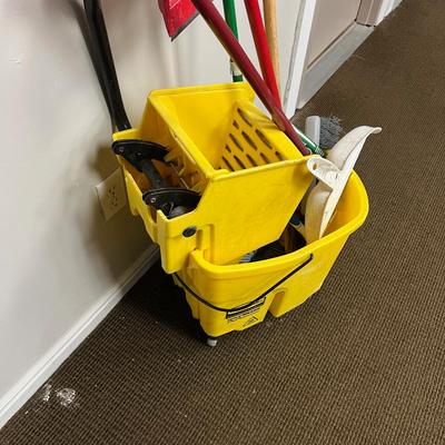 Sale Photo Thumbnail #365