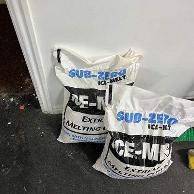 Sale Photo Thumbnail #420