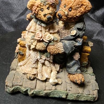 Boyds Bears & Friends “Grenville & Beatrice…Best Friends” Bearstone Collection Figurine – 1993