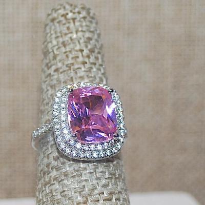 Size 6 PINK Rectangle Main Stone Ring with a Full Nest Surround & 12 Stone Sides on a Silver Tone Band (5.5g)