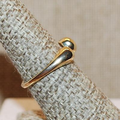Size 7 ALL Gold Colored "DOUBLE KNOBS" Ring on an OPEN Gold Tone Band (3.5g)