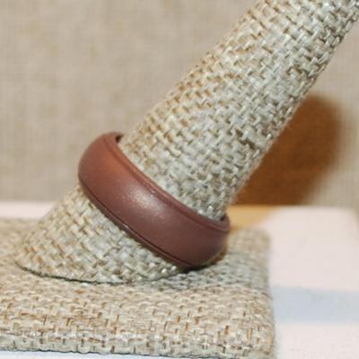 Size 11½ Brown ALL RUBBER Style Ring (1.4g)