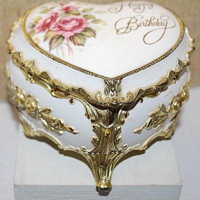 Heart Shape HINGED Trinket/Music Box COMBO (3¾" x 3½" x 2¼") - Plays "HAPPY BIRTHDAY" - "The San Francisco...
