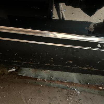 Sale Photo Thumbnail #18: Clear title, key is sheered off in the ignition, miles are in photo, we have no information about running condition. No battery, VIN # HH29C6B199531