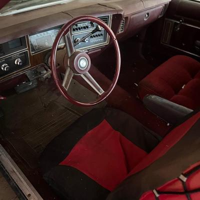 Sale Photo Thumbnail #24: Clear title, key is sheered off in the ignition, miles are in photo, we have no information about running condition. No battery, VIN # HH29C6B199531