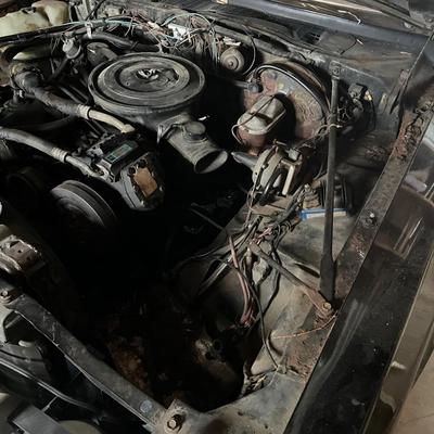 Sale Photo Thumbnail #21: Clear title, key is sheered off in the ignition, miles are in photo, we have no information about running condition. No battery, VIN # HH29C6B199531