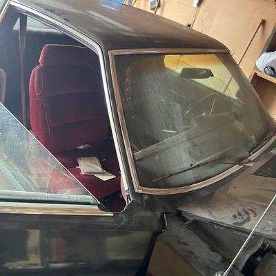 Sale Photo Thumbnail #31: Clear title, key is sheered off in the ignition, miles are in photo, we have no information about running condition. No battery, VIN # HH29C6B199531