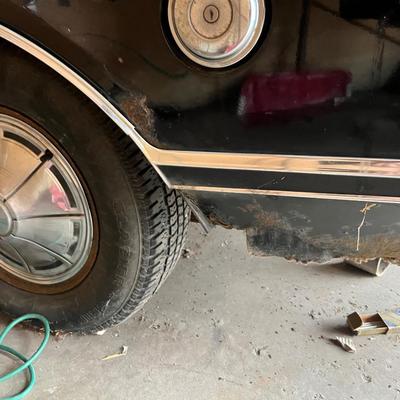 Sale Photo Thumbnail #12: Clear title, key is sheered off in the ignition, miles are in photo, we have no information about running condition. No battery, VIN # HH29C6B199531